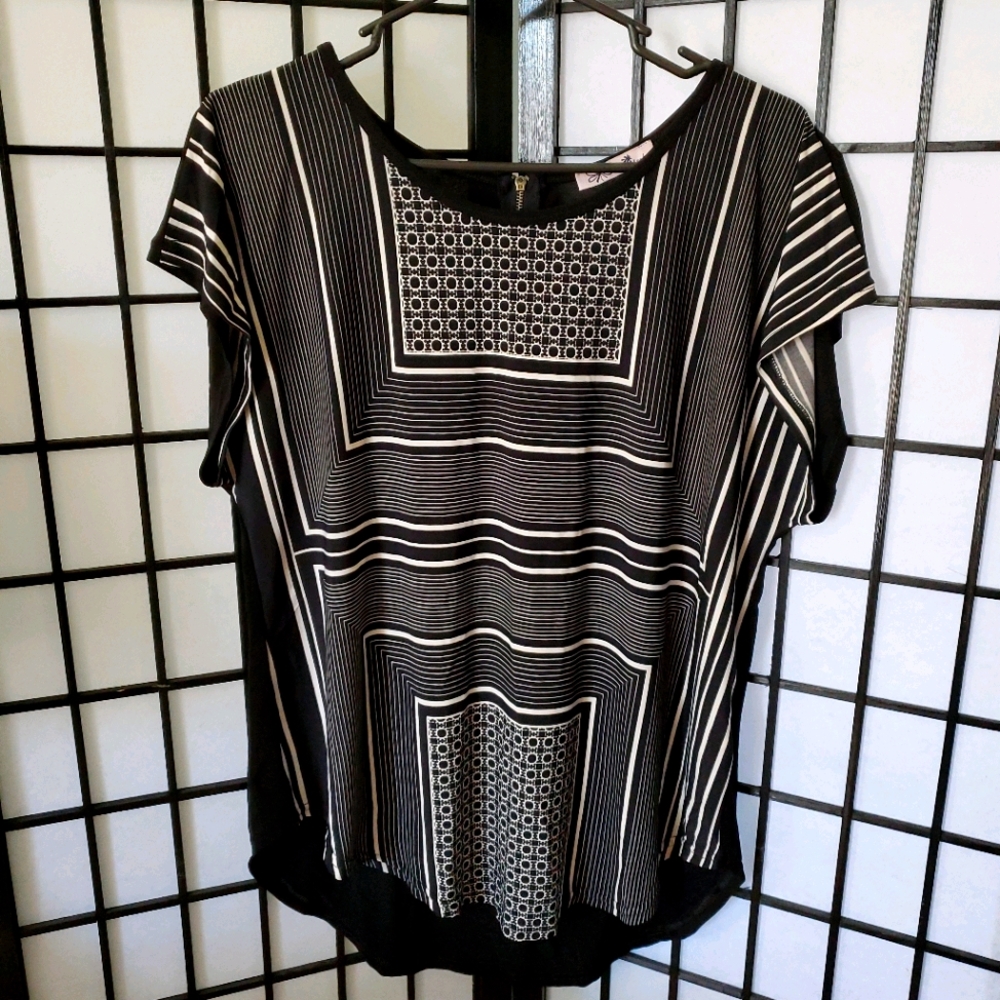 Woman's XL Tunic
